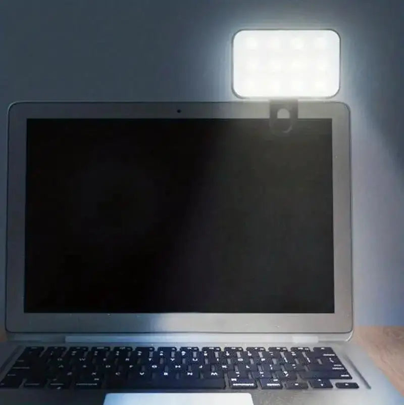 Luz de Relleno LED para Móvil con Clip – 3 Modos, Recargable y Regulable